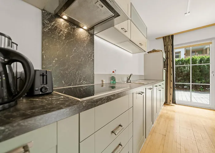 Ski & Golf Top 6 By Four Seasons * カプルーン